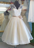 A-line/Princess V Neck Sleeveless Knee-Length Tulle Wedding Dress With Lace Flowers - dennisdresses