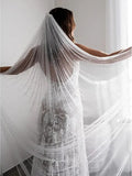 One-tier Vintage Style / Pearls Wedding Veil Cathedral Veils with Faux Pearl 110.24 in (280cm) Tulle