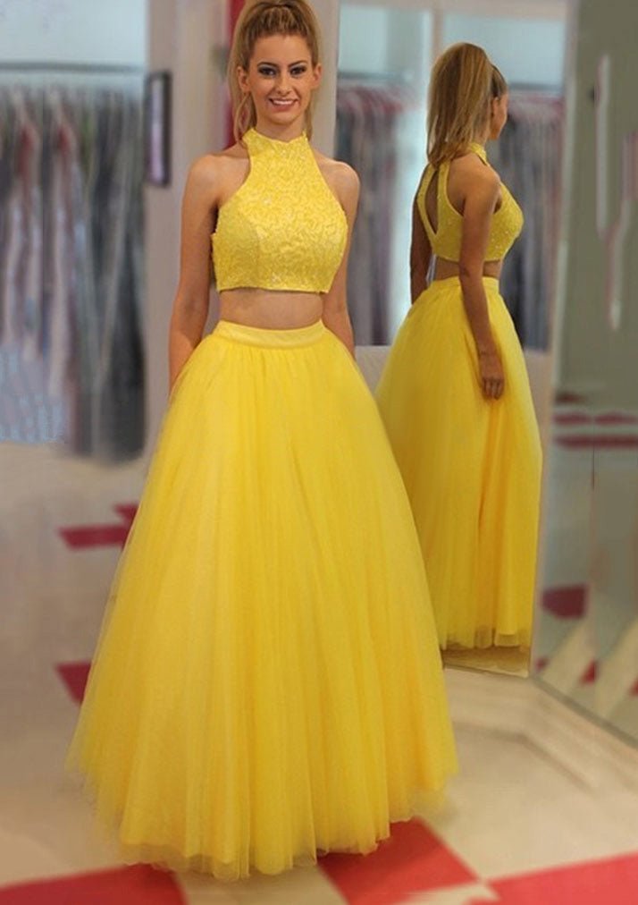 Tulle Prom Dress A-Line/Princess Scoop Neck Long/Floor-Length With Lace - dennisdresses