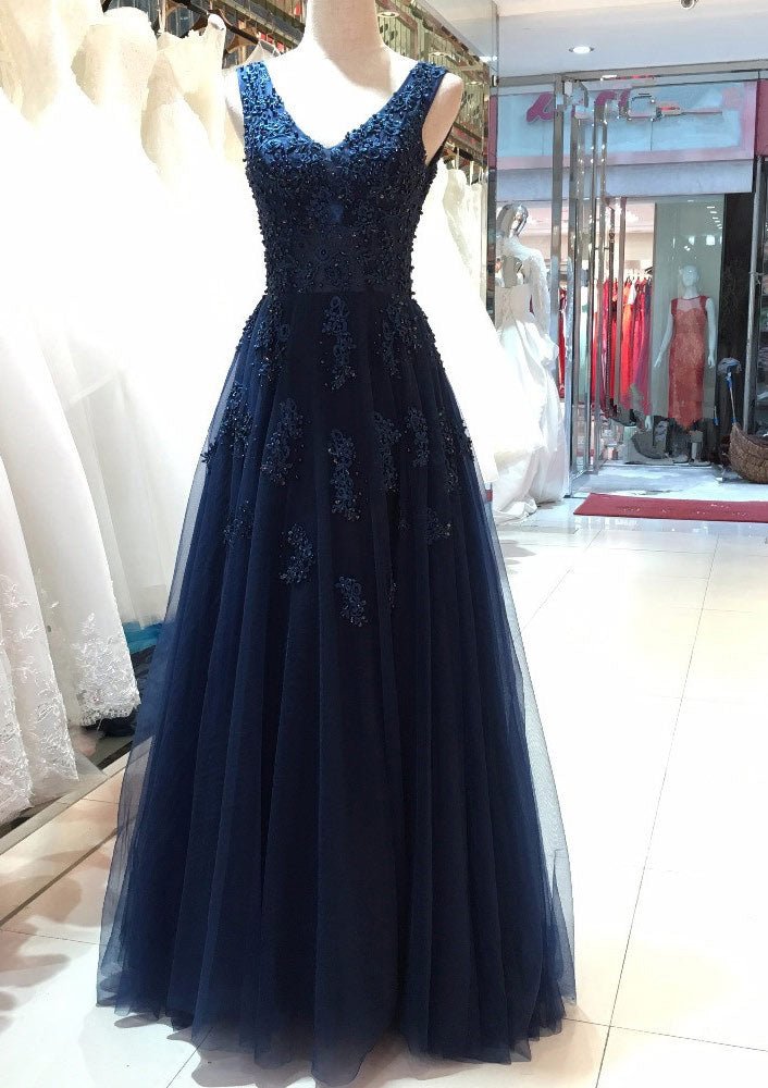 Tulle Prom Dress A-Line/Princess V-Neck Long/Floor-Length With Beaded Appliqued - dennisdresses